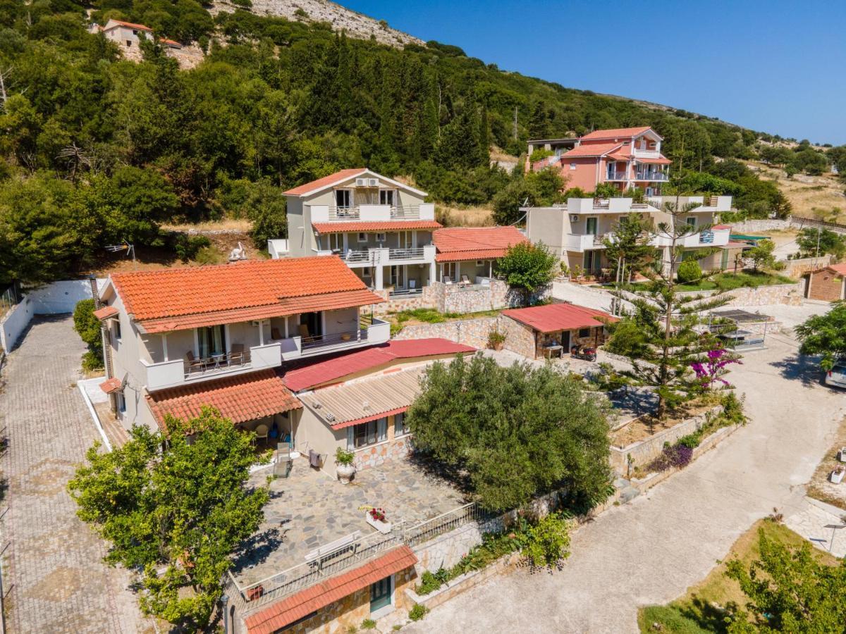 Minas Apartments Divarata エクステリア 写真